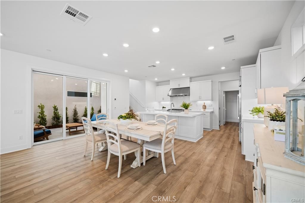 MLS #OC25159029 image #9