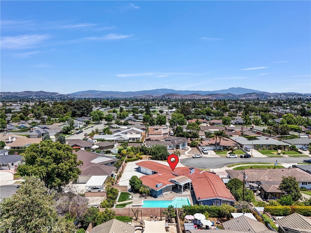 MLS #OC25159040 image #40