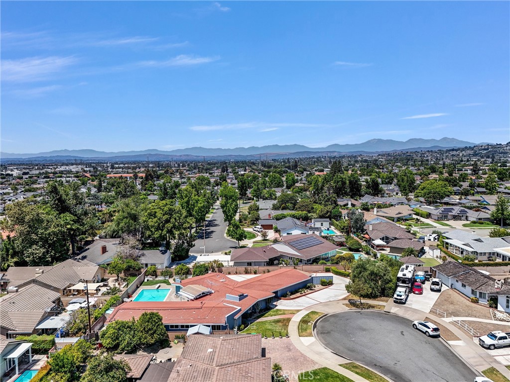 MLS #OC25159040 image #41