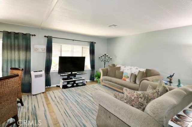 MLS #OC25159777 image #14