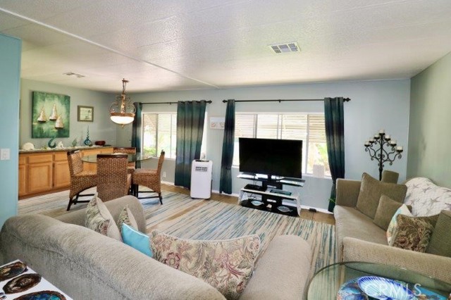 MLS #OC25159777 image #16