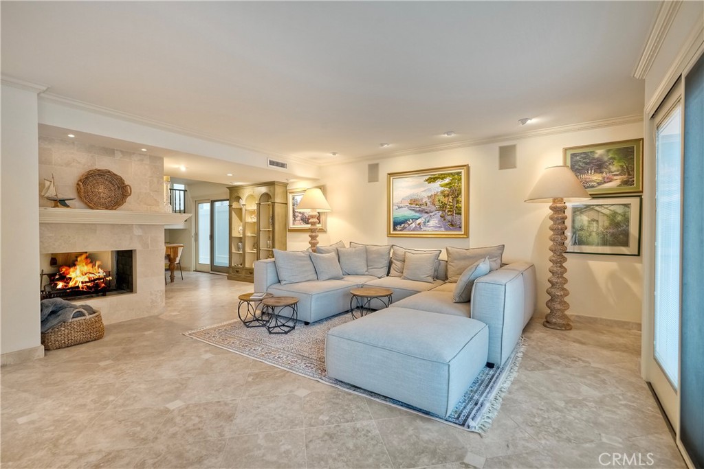 MLS #OC25159929 image #12