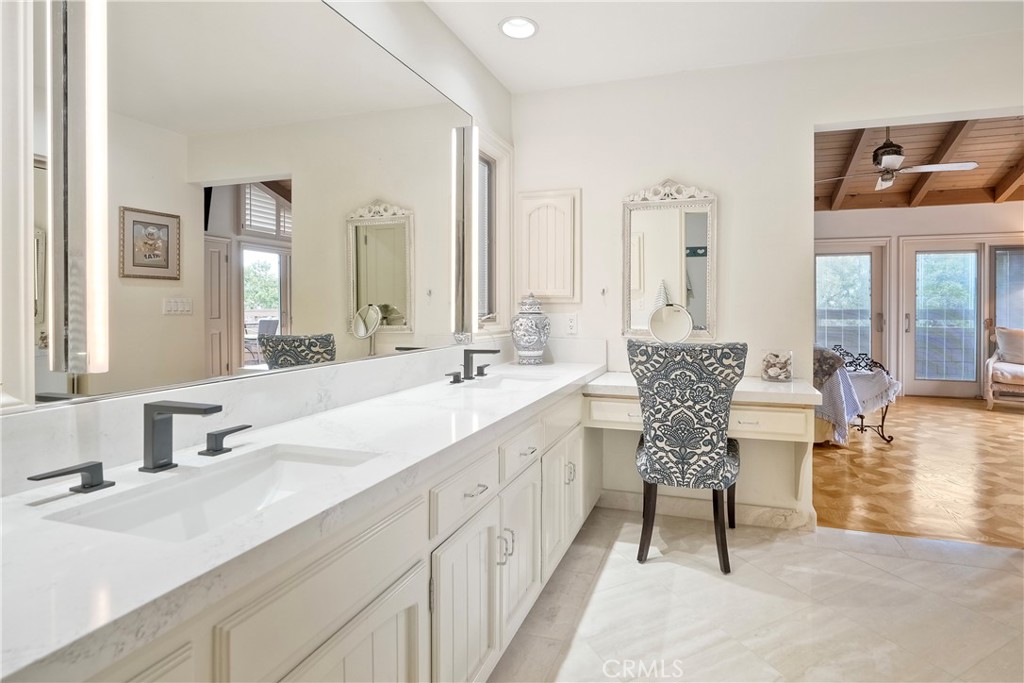 MLS #OC25159929 image #23