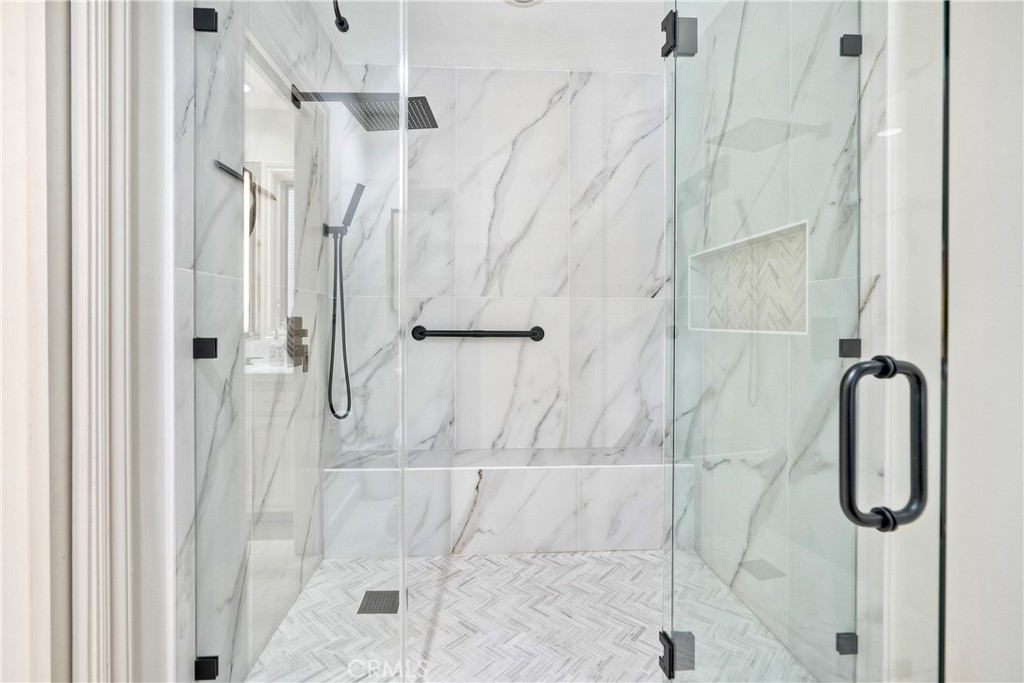 MLS #OC25159929 image #26