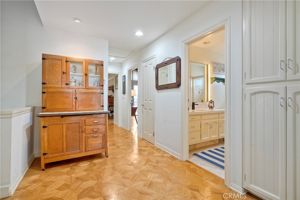 MLS #OC25159929 image #31