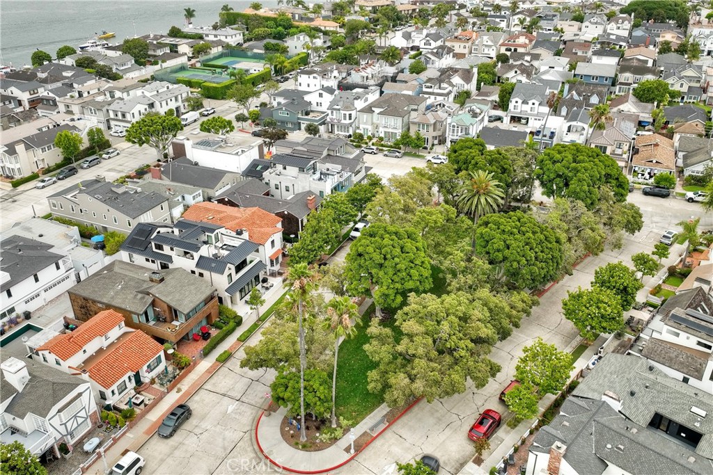 MLS #OC25159929 image #42