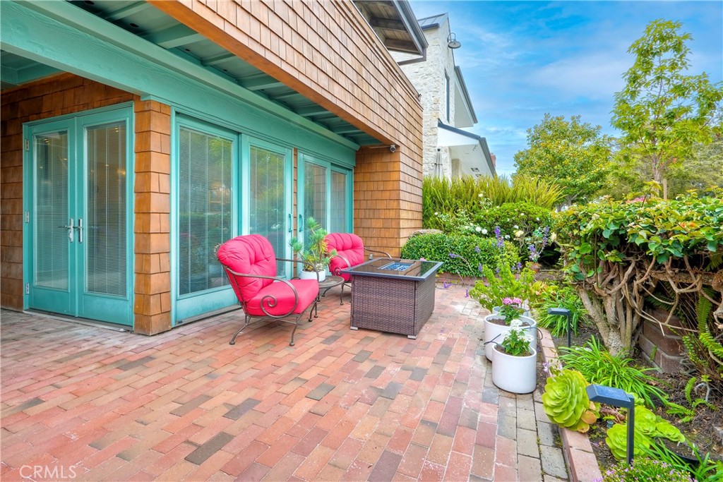 MLS #OC25159929 image #5