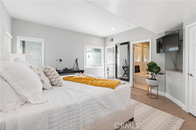 MLS #OC25160025 image #20