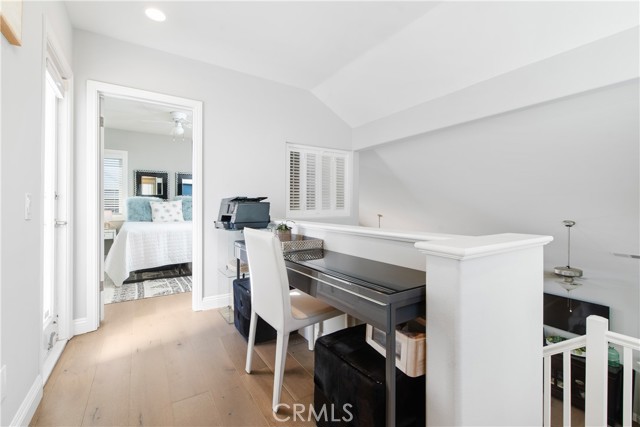 MLS #OC25160025 image #24