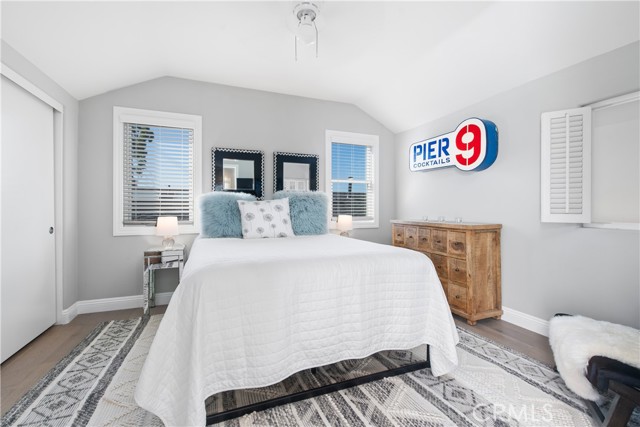 MLS #OC25160025 image #26