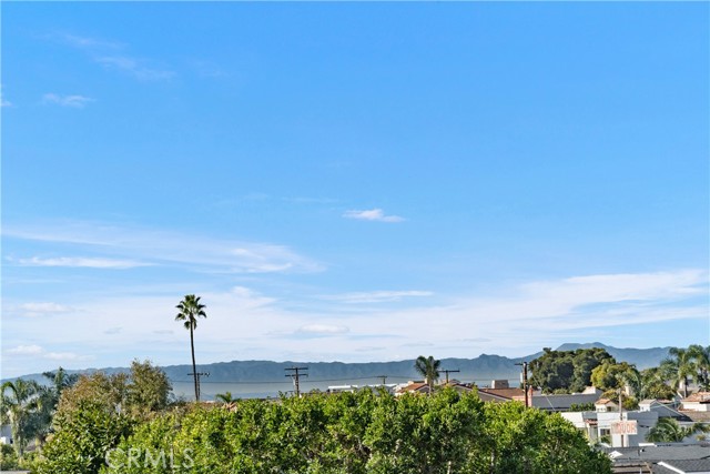 MLS #OC25160025 image #32