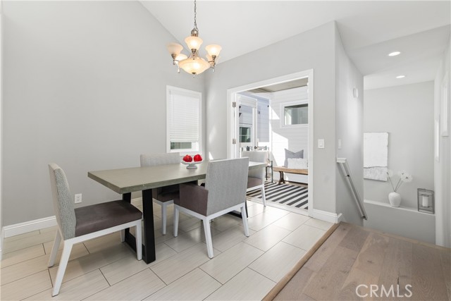 MLS #OC25160025 image #6