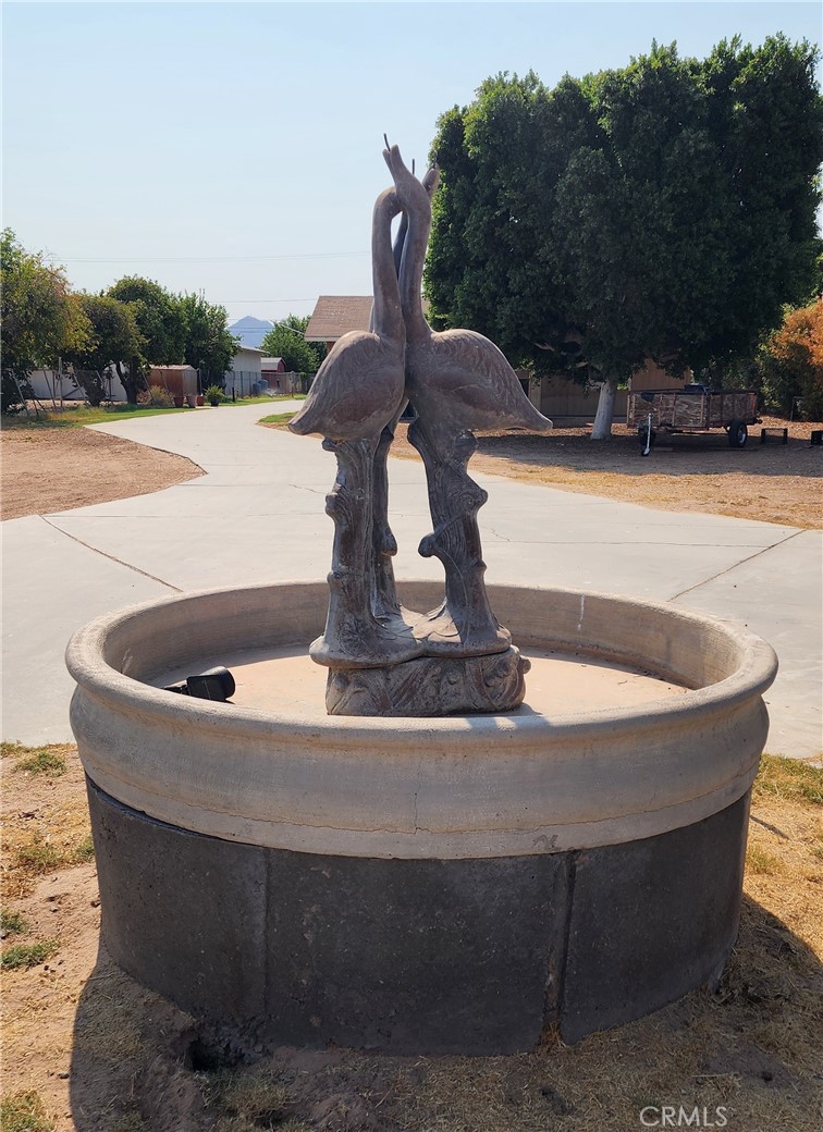 MLS #OC25160079 image #2