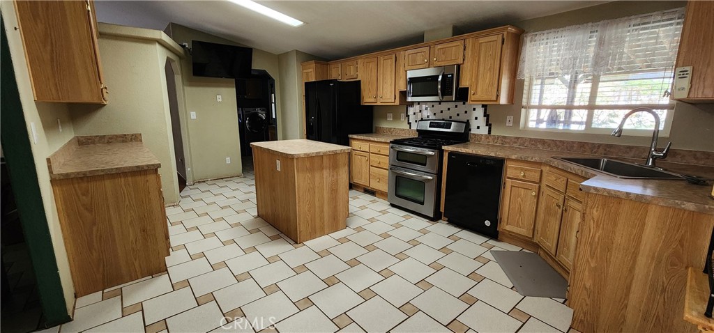 MLS #OC25160079 image #27