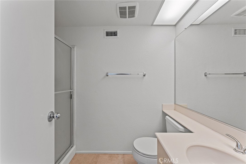 MLS #OC25160200 image #21