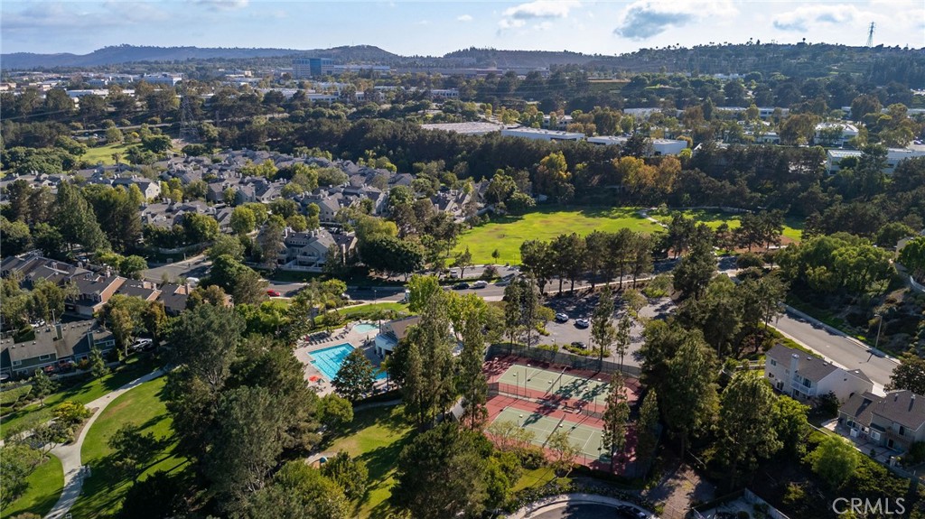 MLS #OC25160200 image #37