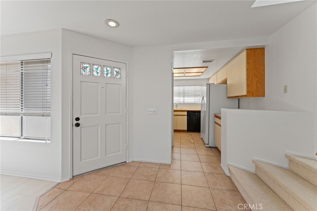 MLS #OC25160200 image #6