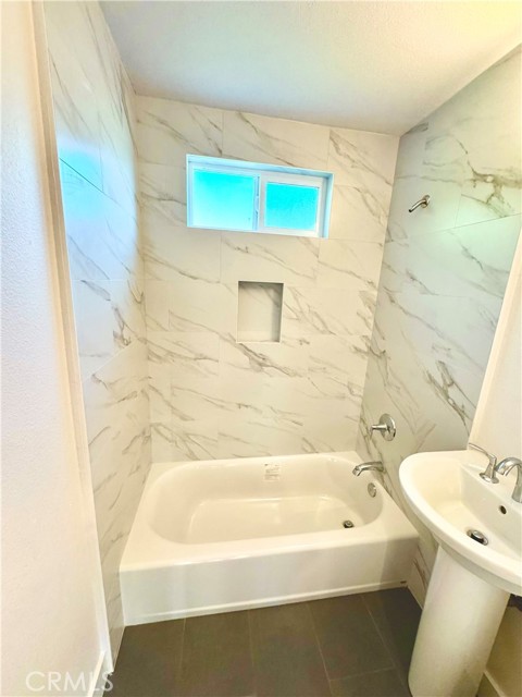 MLS #OC25160670 image #15