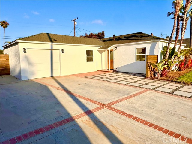 MLS #OC25160670 image #2