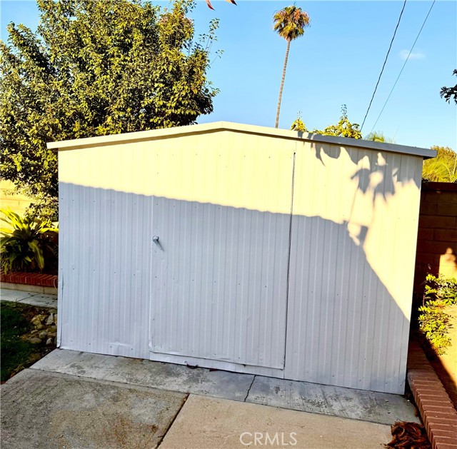 MLS #OC25160670 image #32