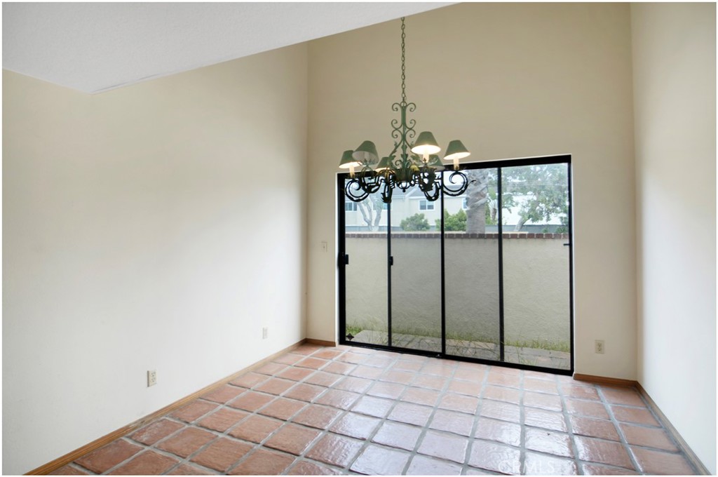 MLS #OC25160791 image #14