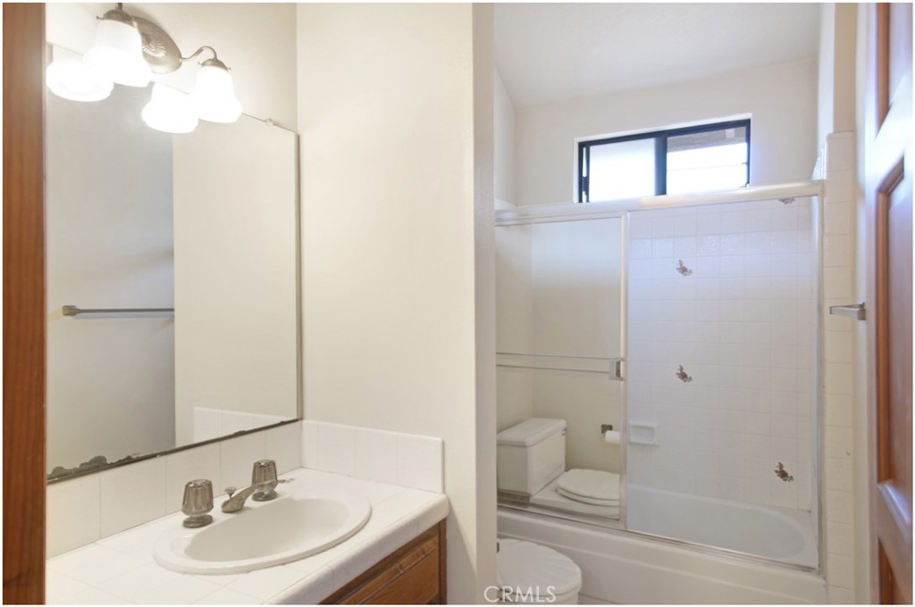 MLS #OC25160791 image #22