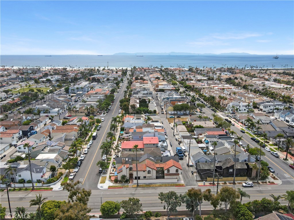 MLS #OC25160791 image #36