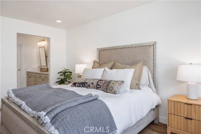MLS #OC25161049 image #21