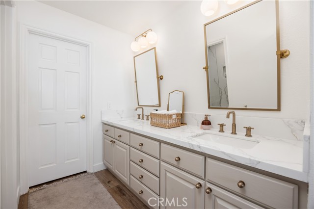 MLS #OC25161049 image #23