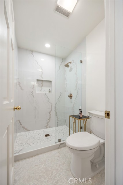 MLS #OC25161049 image #24