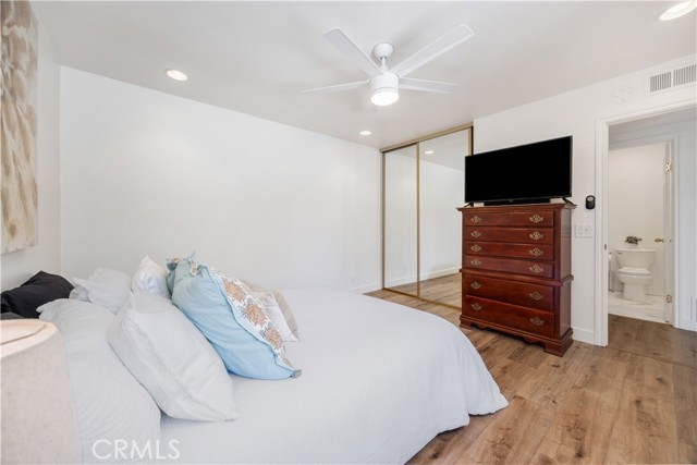 MLS #OC25161049 image #27