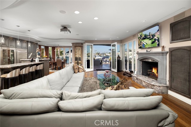 MLS #OC25161108 image #3