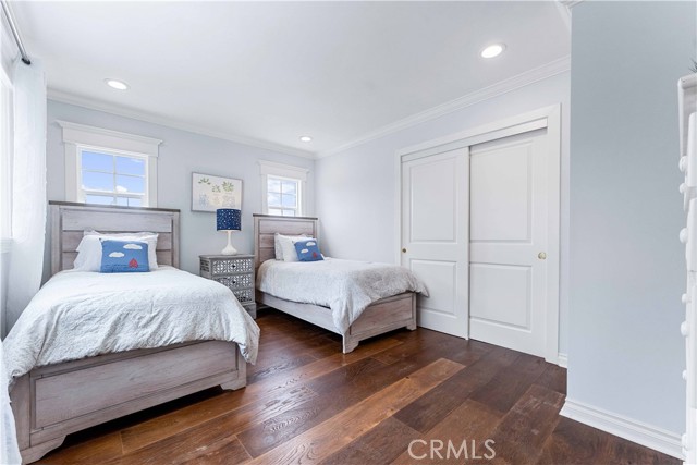 MLS #OC25161134 image #30