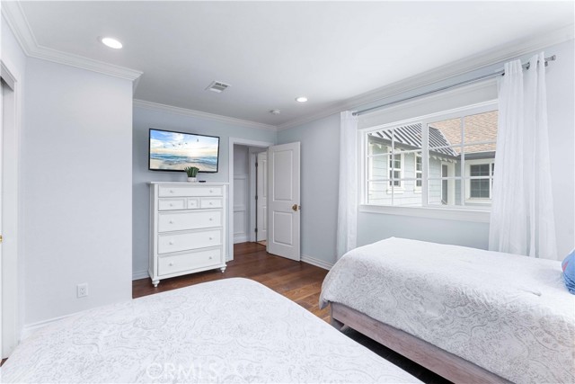 MLS #OC25161134 image #31