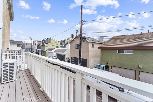 MLS #OC25161134 image #39