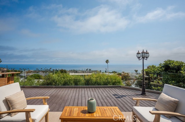 MLS #OC25161481 image #0