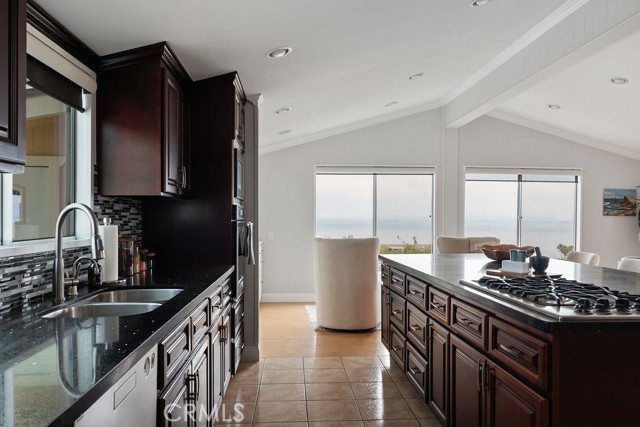 MLS #OC25161481 image #12