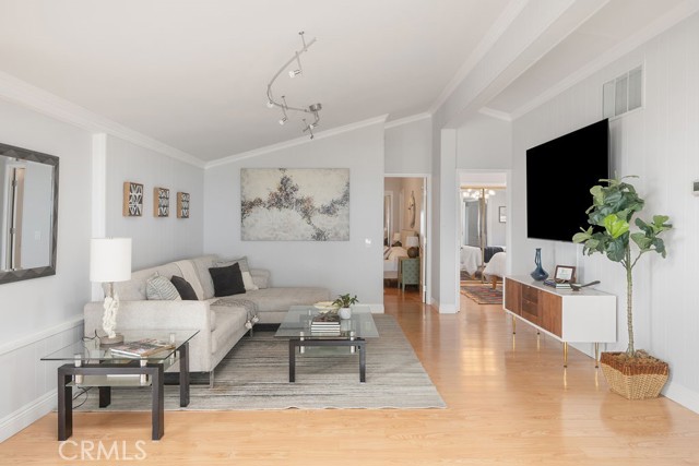 MLS #OC25161481 image #17