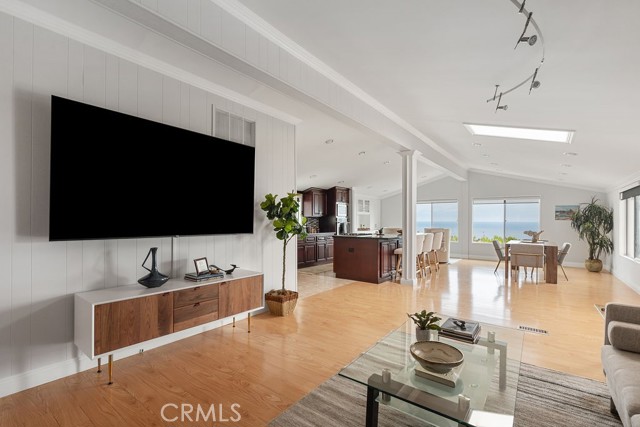 MLS #OC25161481 image #3