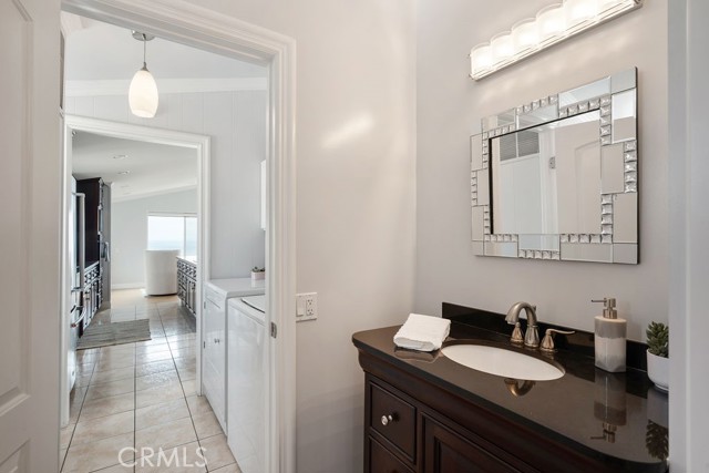 MLS #OC25161481 image #46