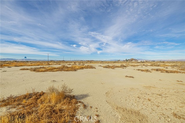 MLS #OC25161764 image #1