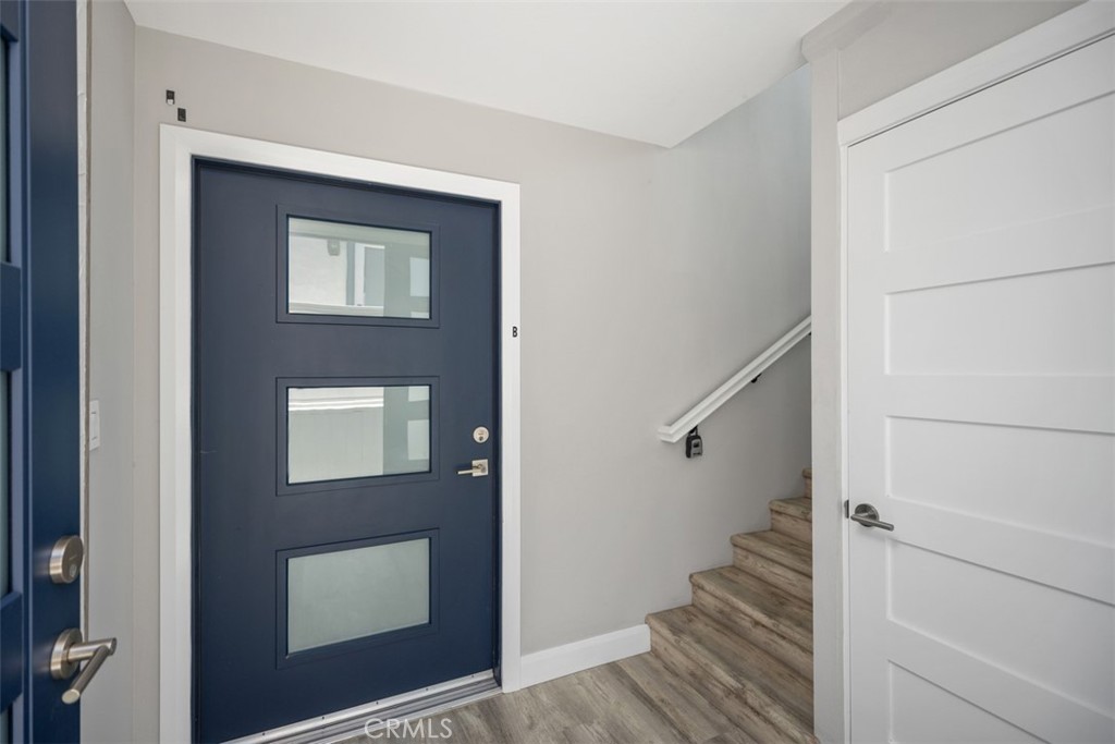 MLS #OC25161956 image #2