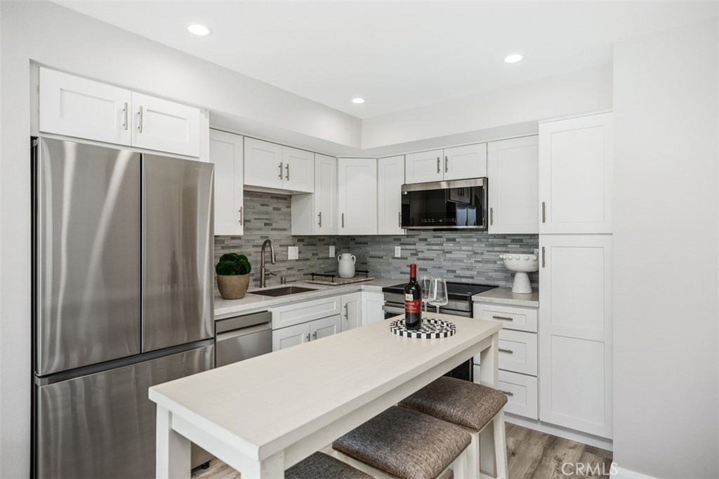 MLS #OC25161956 image #43