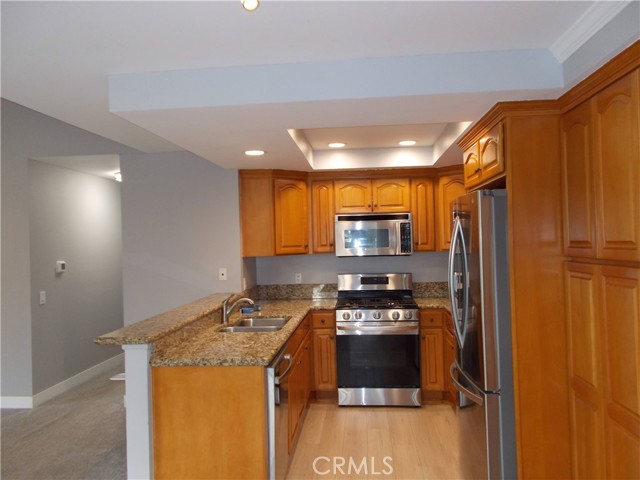 MLS #OC25162875 image #1