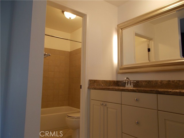 MLS #OC25162875 image #5