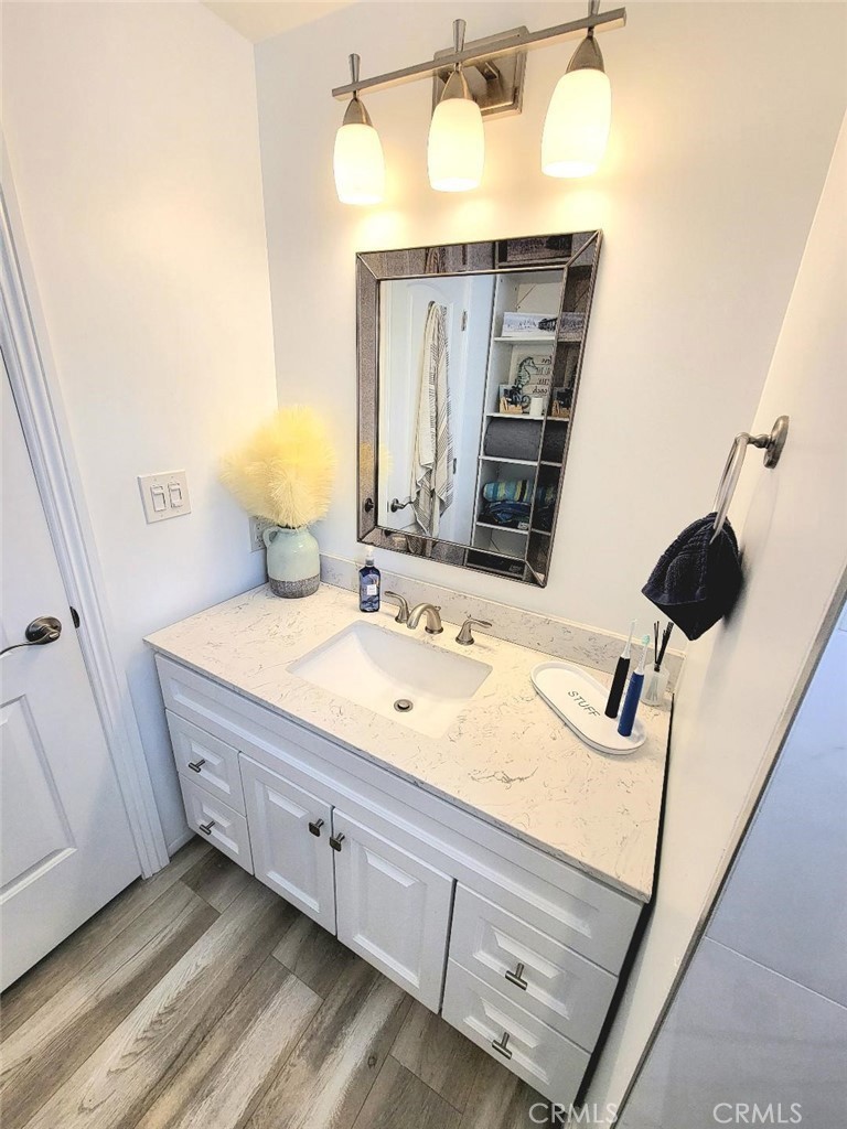 MLS #OC25162877 image #16