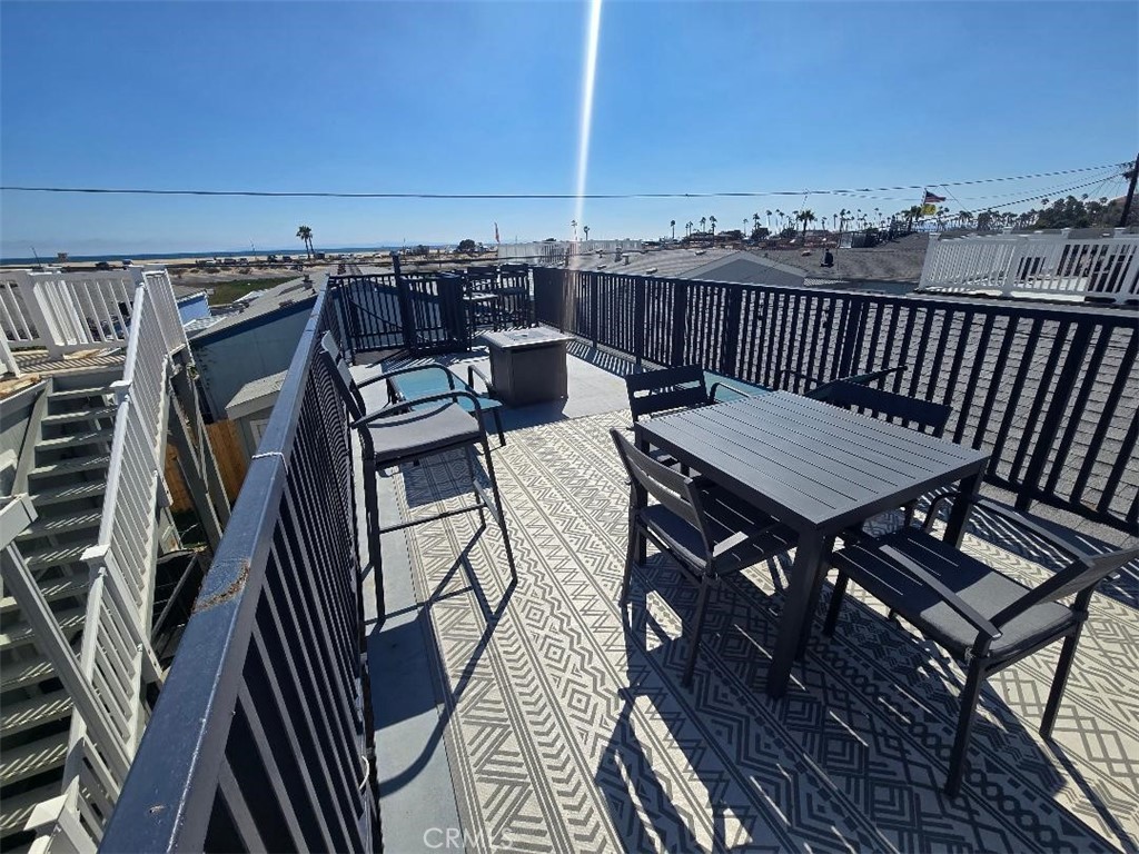 MLS #OC25162877 image #32