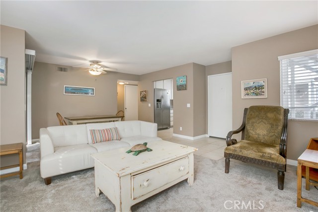 MLS #OC25162901 image #2