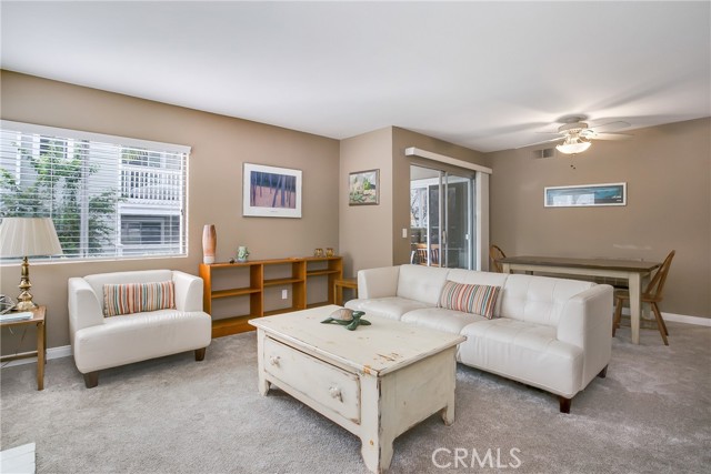 MLS #OC25162901 image #3