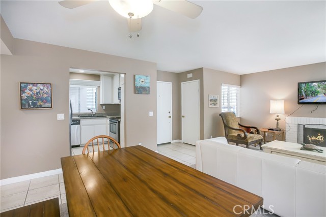 MLS #OC25162901 image #7